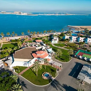 4* Курортный комплекс Bm